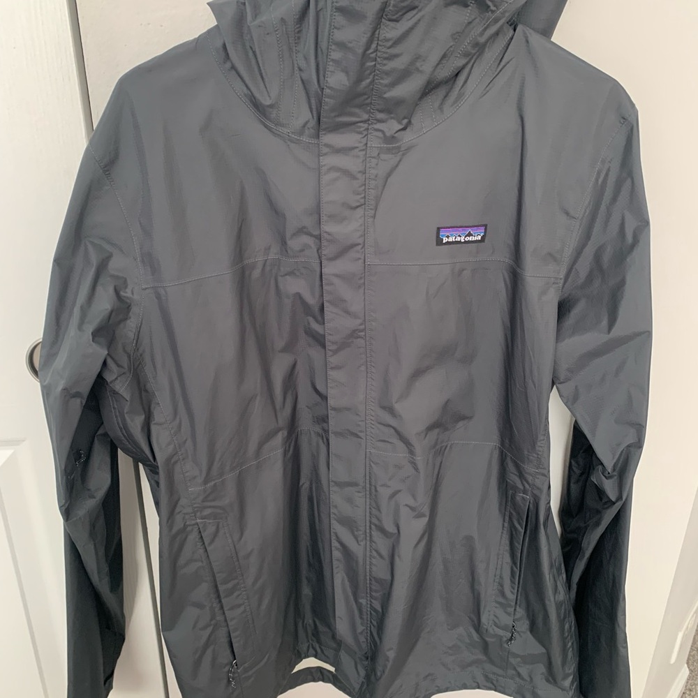 Patagonia Men's Gray Rain Jacket